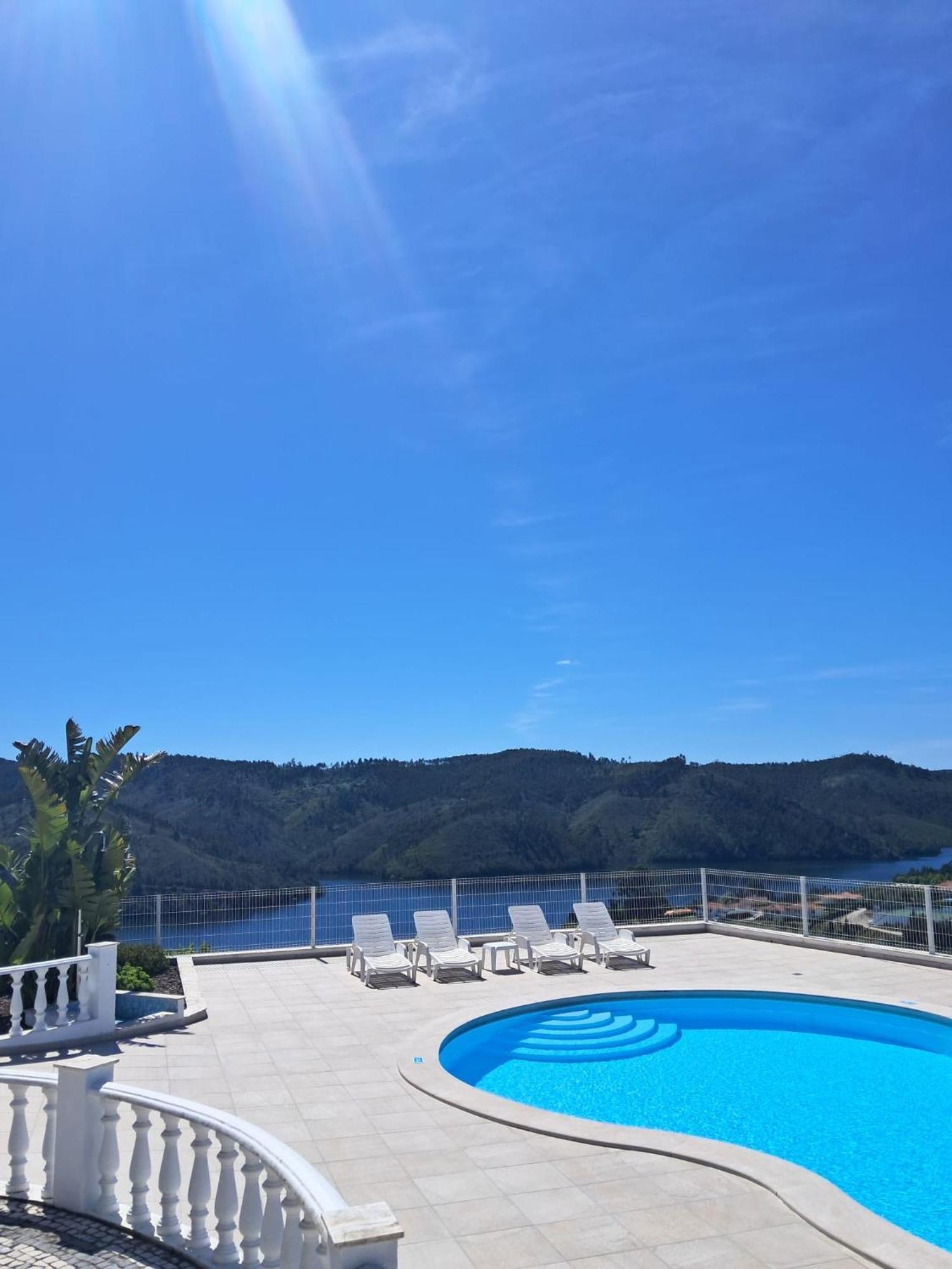 Lago Azul Villas Ferreira do Zêzere Eksteriør bilde
